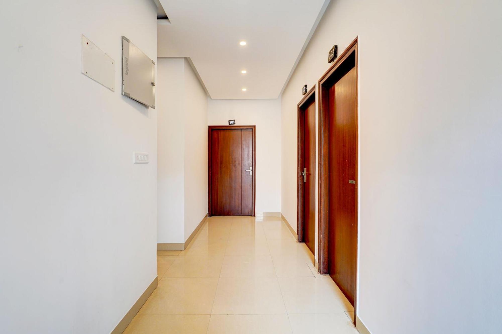 Townhouse Hebbal Bhadrappa Layout Bangalore Extérieur photo